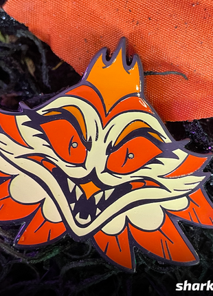 Stella Retro - Halloween 2024 Enamel Pin